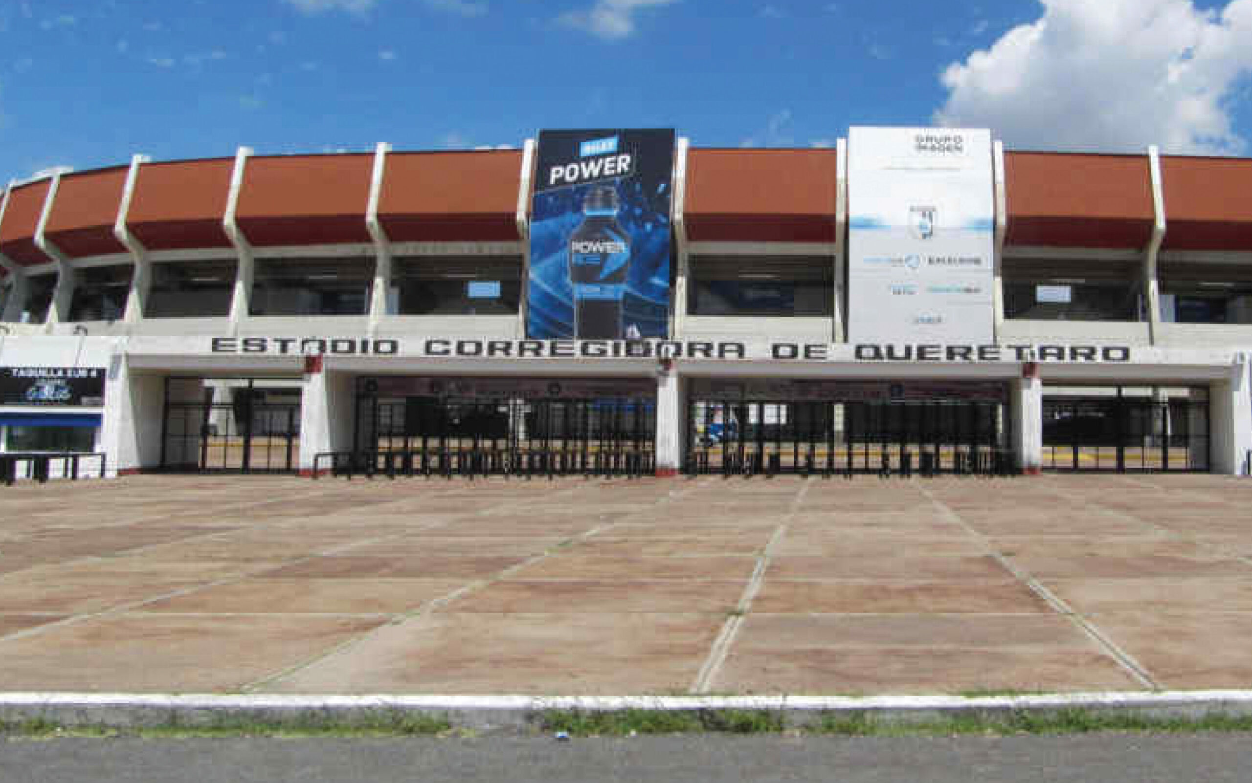 Apertura del estadio