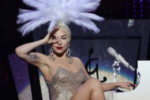 ¡Sorpresa musical! Lady Gaga lanzará «Harlequin» este viernes