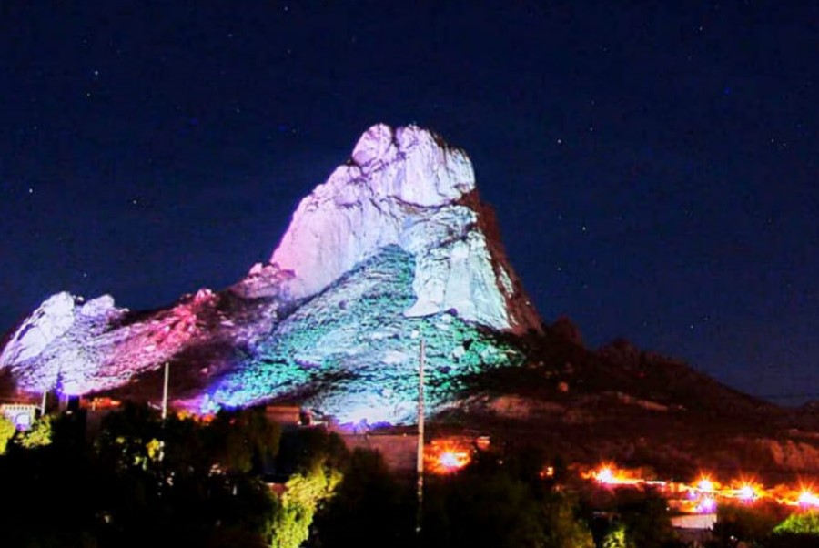 ¡Noche de estrellas en Bernal para celebrar a Marie Curie!