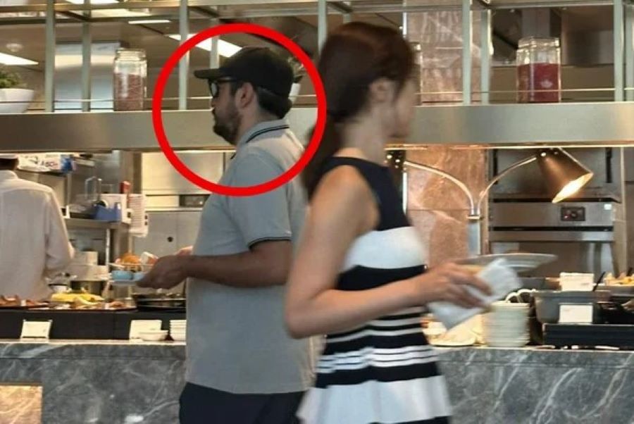 Lujo en Japón: hijo de AMLO rompe con la austeridad