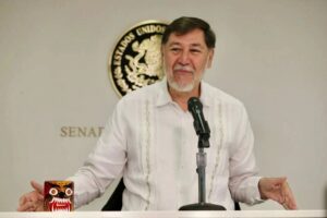 Noroña y su viaje internacional