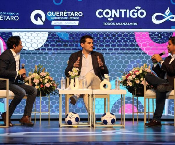 Iker-Casillas_bARRIO-600x500 INICIO